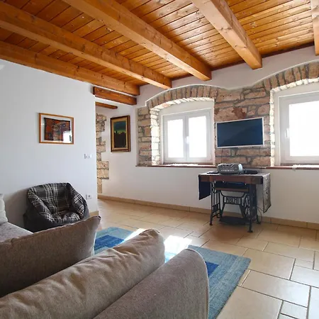 Vikendica House Moreno 2374 Galizana